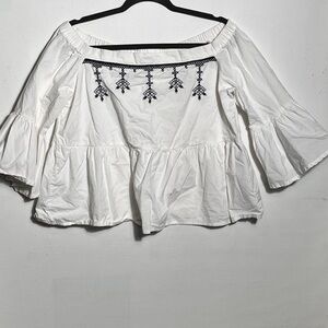 a.n.a White Off-Shoulder Blouse with navy Embroidery Medium